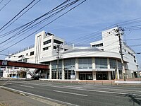 閉店後新潟市東区役所に転用された旧・新潟木戸店