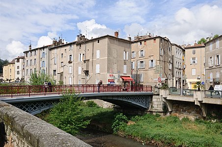 Lodève, vue au niveau du Pont de Fer.