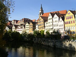 Neckarfront mit Stiftskirche