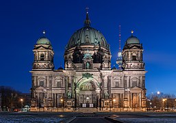 Berlin Cathedral in the early morning