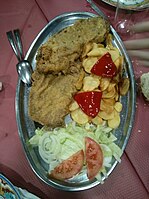 Cachopo con guarnición