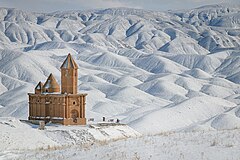 First place: Saint John Church of Sohrol is a 5th or 6th century Armenian Catholic church in Sohrol, Shabestar, Iran. – Atribuim: Farzin Izaddoust dar / CC BY SA 4.0