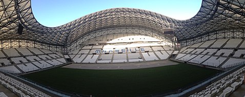 Photographie montrant l'Orange Vélodrome depuis l'intérieur dans sa nouvelle configuration.