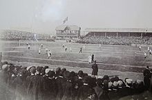 Vue intérieure d'un stade plein