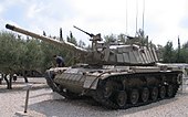 מגח 6 (M60 פטון משודרג) עם מיגון ריאקטיבי