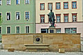 Wieland-Brunnen und Denkmal im Zentrum des Wieland-Platzes in Weimar