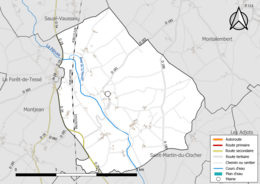 Carte en couleur présentant le réseau hydrographique de la commune