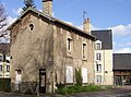 L'ancienne gare de Chapelle-la-Délivrande de la ligne de Caen à la mer.