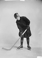 Eva Ault, canadian ice hockey player