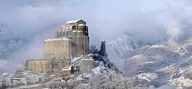 La Sacra ammantata dalla neve