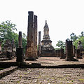 Wihan principal et cheddi (stupa) principal de Wat Chedi Chet Taeo