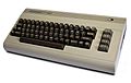 1985, mit 12 Jahren, mein erster eigener "Compi", der C64! Ein sogenannter "Heimcomputer" -- ein Computer zum Spielen genauso wie für andere Zwecke. Ein Monitor war nicht dabei, also diente mir unser alter SW-Fernseher als Bildschirm.