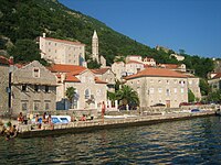 Perast vanaf Baai van Kotor