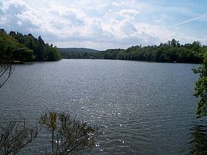 Stausee in südwestlicher Richtung