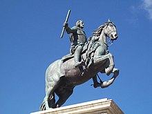 Monumento a Felipe IV (Madrid) 10.jpg