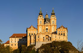 Stift Melk Westseite 01