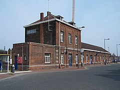 Le bâtiment de 1878, trois ans avant sa démolition.