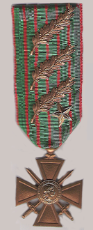 Croix de guerre 1914-1918 avec trois palmes et une étoile d'argent