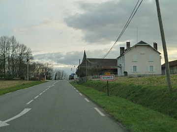 Entrée dans Vignes.