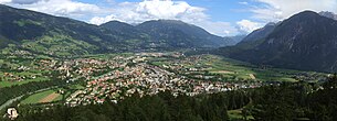 Blick auf Lienz, Hintergrund Kreuzeckgruppe