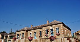 The town hall in Subligny