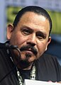 Q5371935 Emilio Rivera op 22 juli 2018 (Foto: Gage Skidmore) geboren op 24 februari 1961