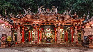 Miaoli-County Taiwan Quanhua-Temple-03