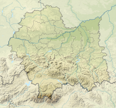 Mapa konturowa województwa małopolskiego, po lewej znajduje się punkt z opisem „Studencki Schron Turystyczny „Pod Solniskiem””