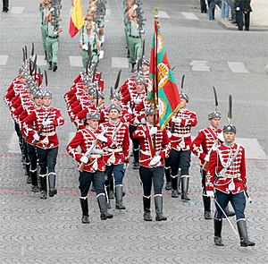 Grimizme uniforme bugarske garde