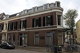 Pand op de hoek van de Domstraat