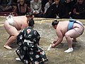 明治神宮例祭奉祝 奉納70回全日本力士選士権大会 相手は把瑠都関（2011年10月3日撮影）