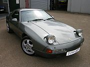 Porsche 928 S4 del 1987.