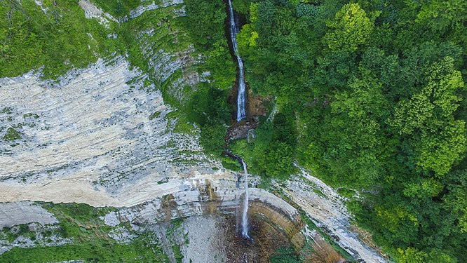 Waterfall monument of Okatse (Kinchka)