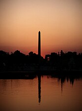 L'obélisque vu du bassin des Tuileries.