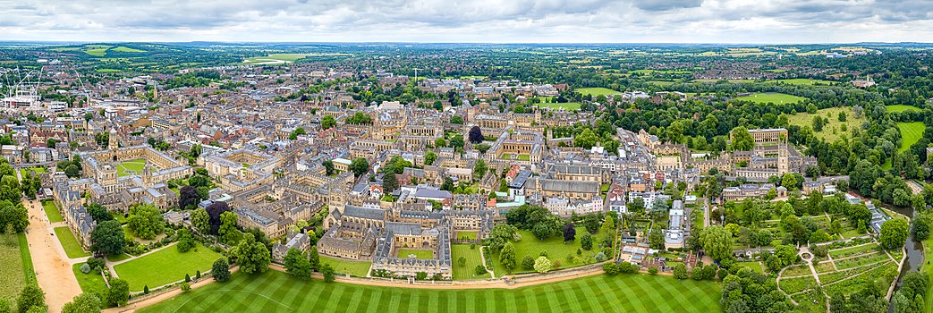 Panorama van de universiteit, scrolbaar