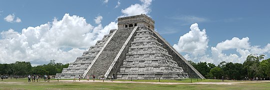 El Castillo in Chichén Itzá