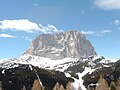 Sasslonch er kjennemerket for Val Gardena. Fjellet er 3181 moh.