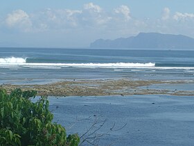 La plage de Plengkung, surnommée "G-Land" par les surfers