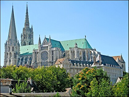 Visão geral da Catedral de Chartres (1194-1220)