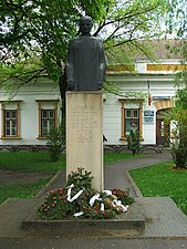 Statua di Sándor Kőrösi Csoma de Kőrös a Covasna (Kovászna)