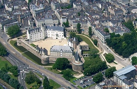 Het kasteel en een gedeelte van de historische stad