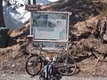 Die revitalisierte Via Claudia Augusta wird gerne für Alpenüberquerungen mit dem Fahrrad genutzt. Hier: Informationstafel am Fernpass