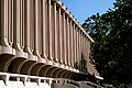 Biblioteca, Universidade da Califórnia em Irvine (William Pereira, 1965)