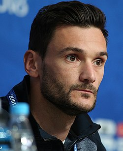 Lloris 2018 (cropped).jpg