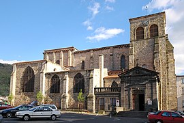 圣热内斯教堂（法语：Église Saint-Genès de Thiers）