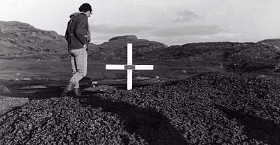 Herrmann's grave (detail of the inscription) on Kerguelen shore : Bernhard HERRMANN was a german marine soldier accidentally died in 1940