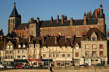 Le château de Gien.