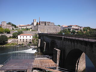 Walking into Barcelos