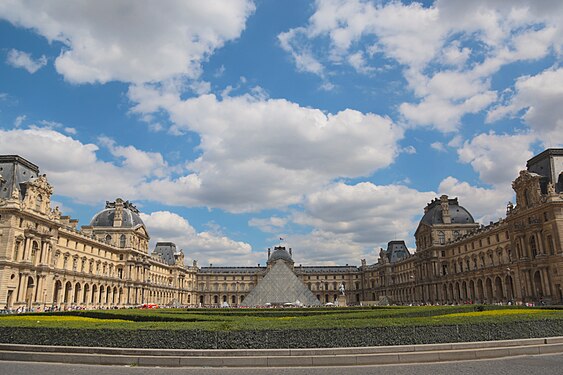 Louvre