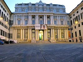 het Palazzo Ducale (hertogelijk paleis), waar het Jazzmuseum gevestigd is